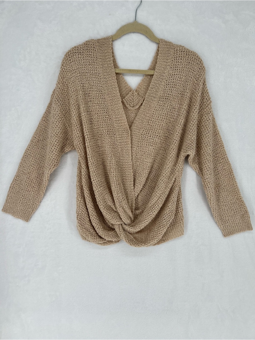 Emmer & Oat Slouchy Twist Front Sweater Lightweight Hidden Button Sz M/L Boho